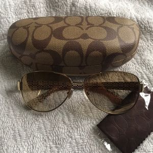 New Authentic Coach Aviator Christina Sunglasses